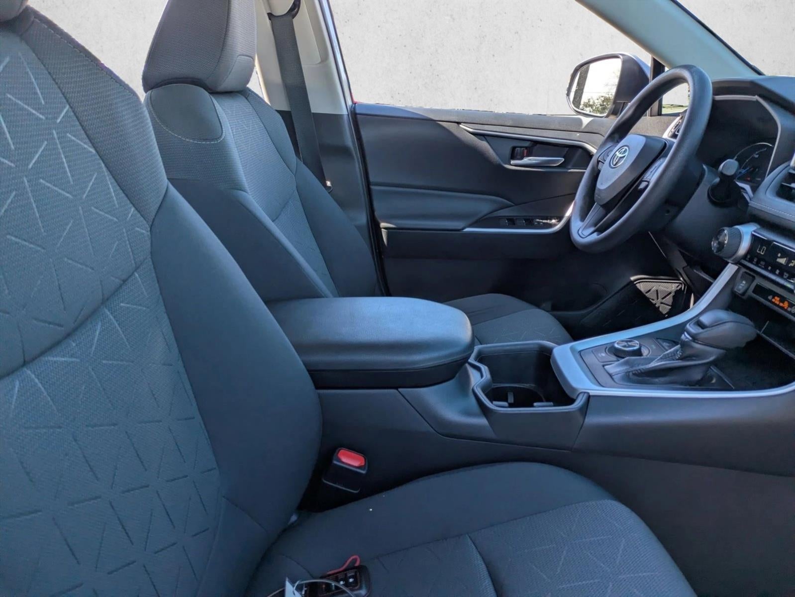 2023 Toyota RAV4 Hybrid XLE AWD (Natl)