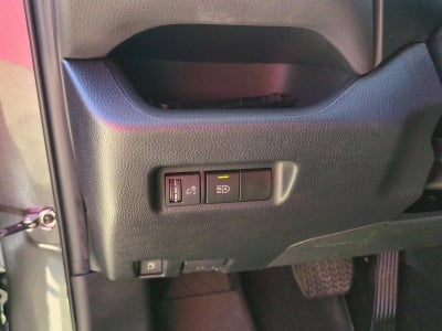 2023 Toyota RAV4 Hybrid SE AWD (Natl)
