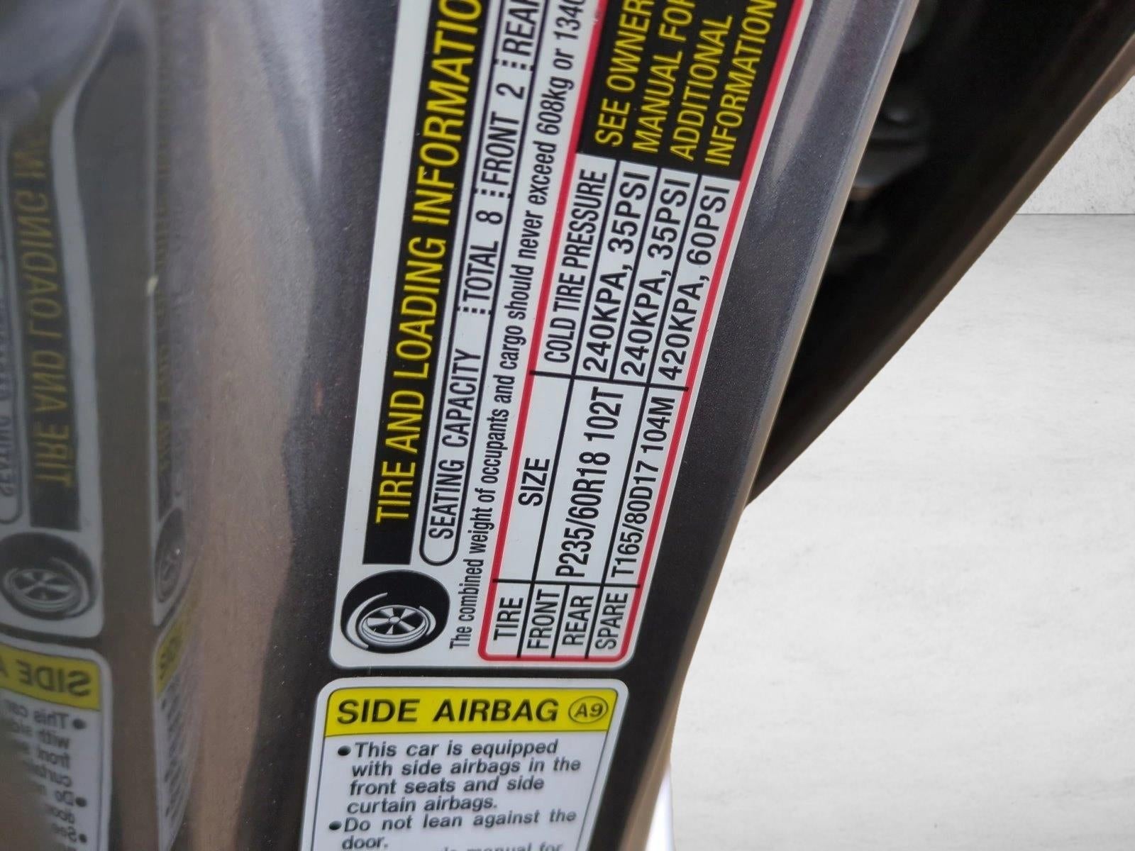 2013 Honda Pilot 4WD Touring with DVD Rear Entertainment System and Navigation