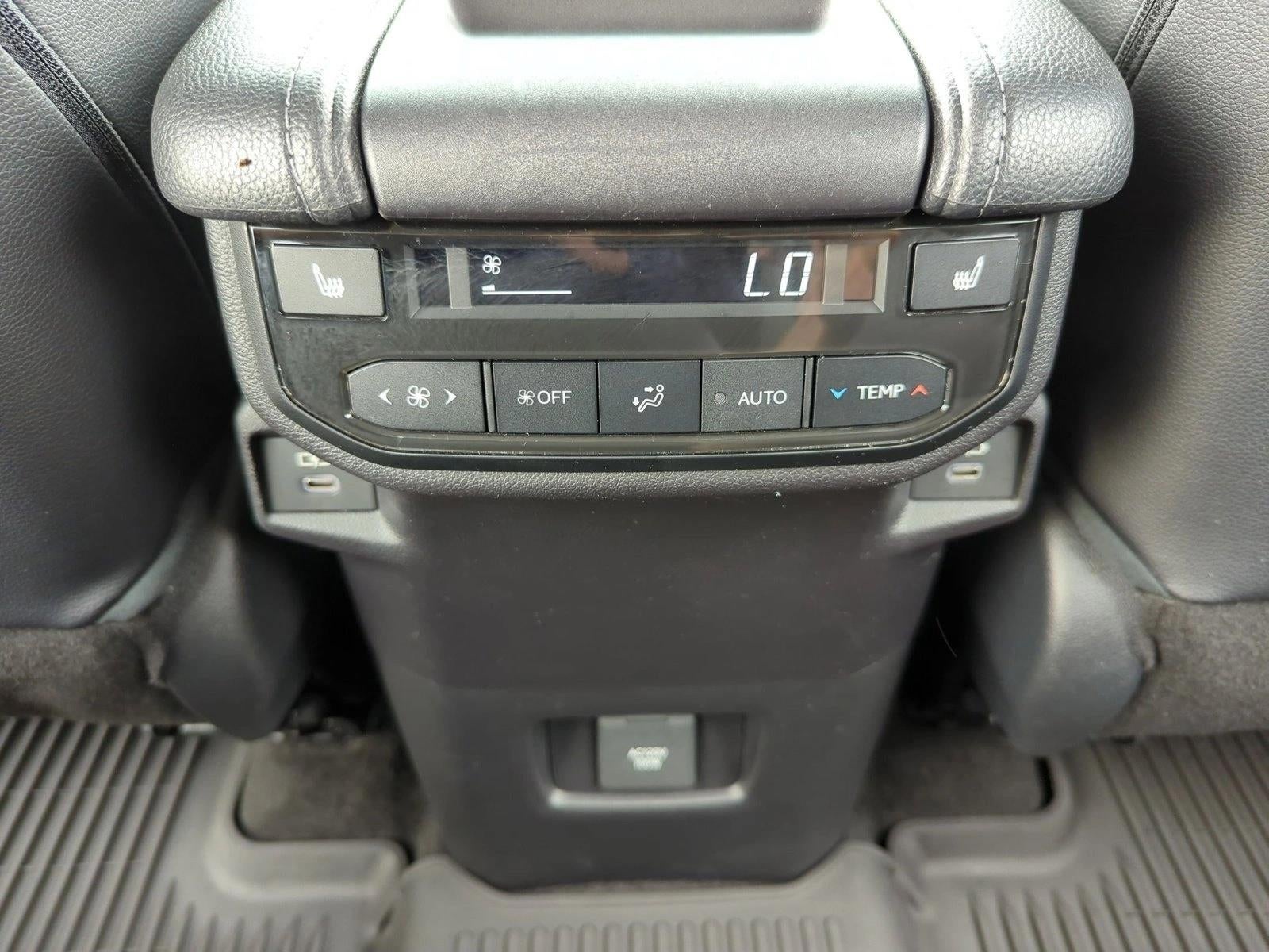 2024 Toyota Grand Highlander Limited AWD (Natl)
