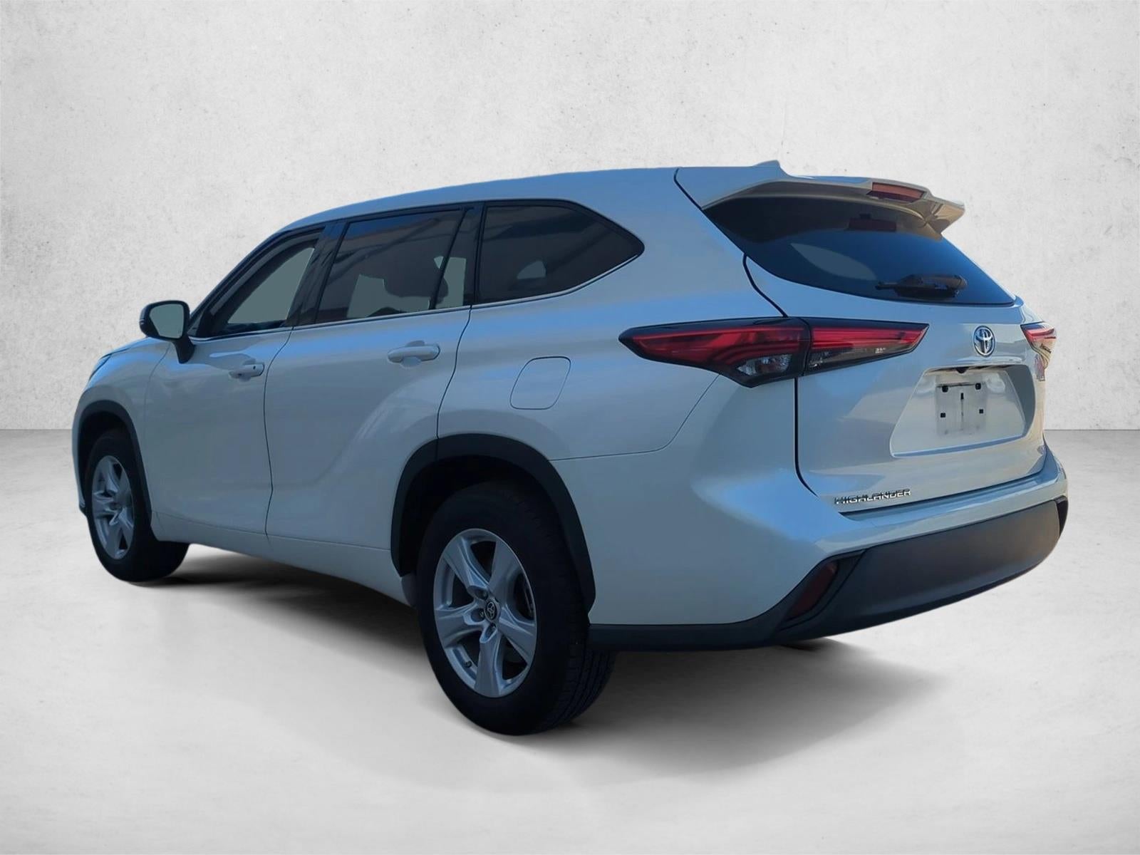 2020 Toyota Highlander L FWD (Natl)