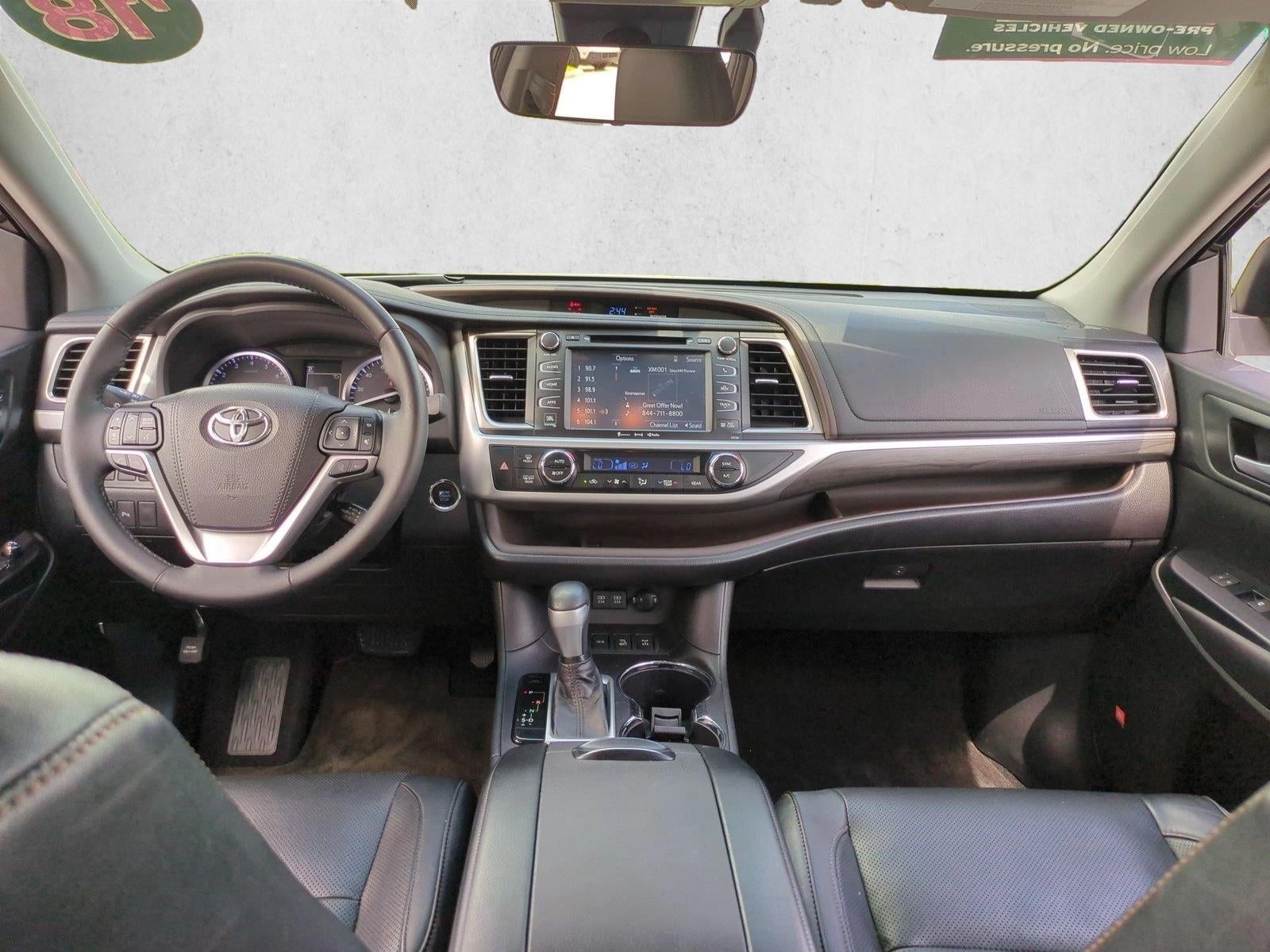 2018 Toyota Highlander Limited Platinum V6 AWD (Natl)