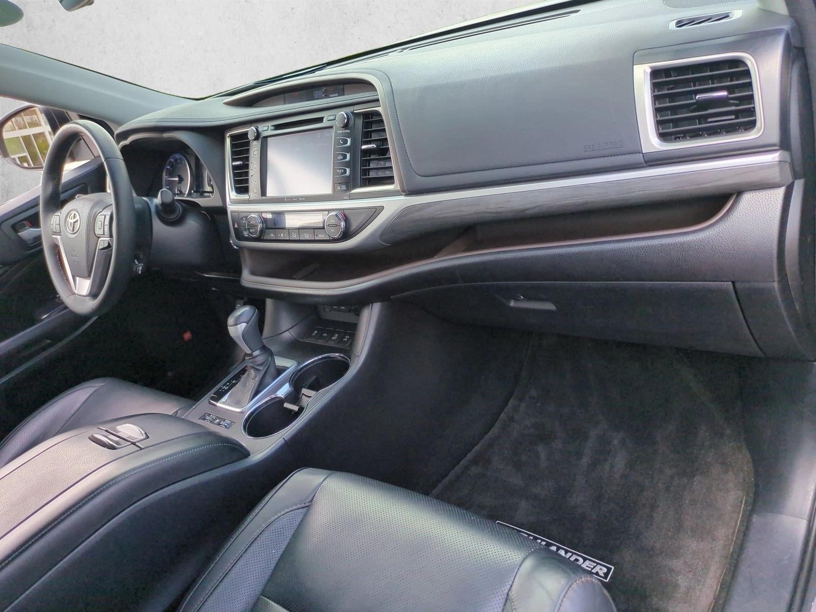 2018 Toyota Highlander Limited Platinum V6 AWD (Natl)