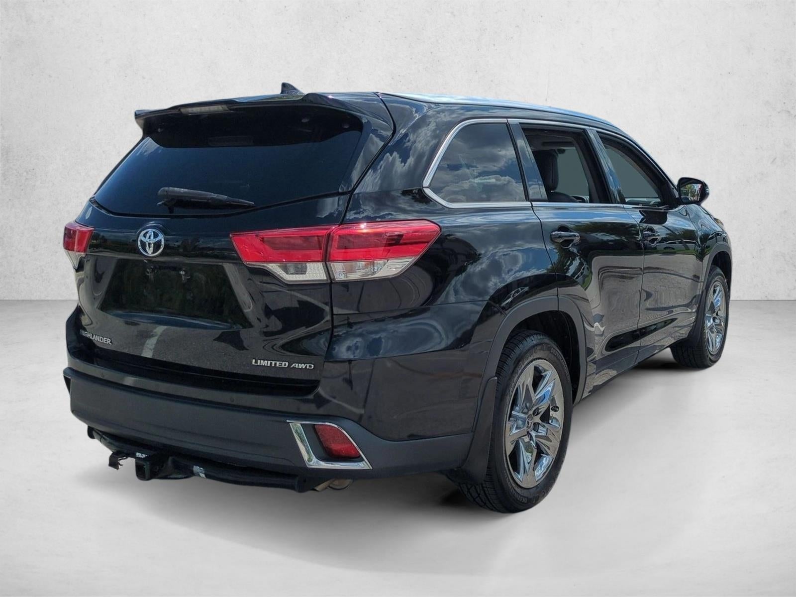 2018 Toyota Highlander Limited Platinum V6 AWD (Natl)