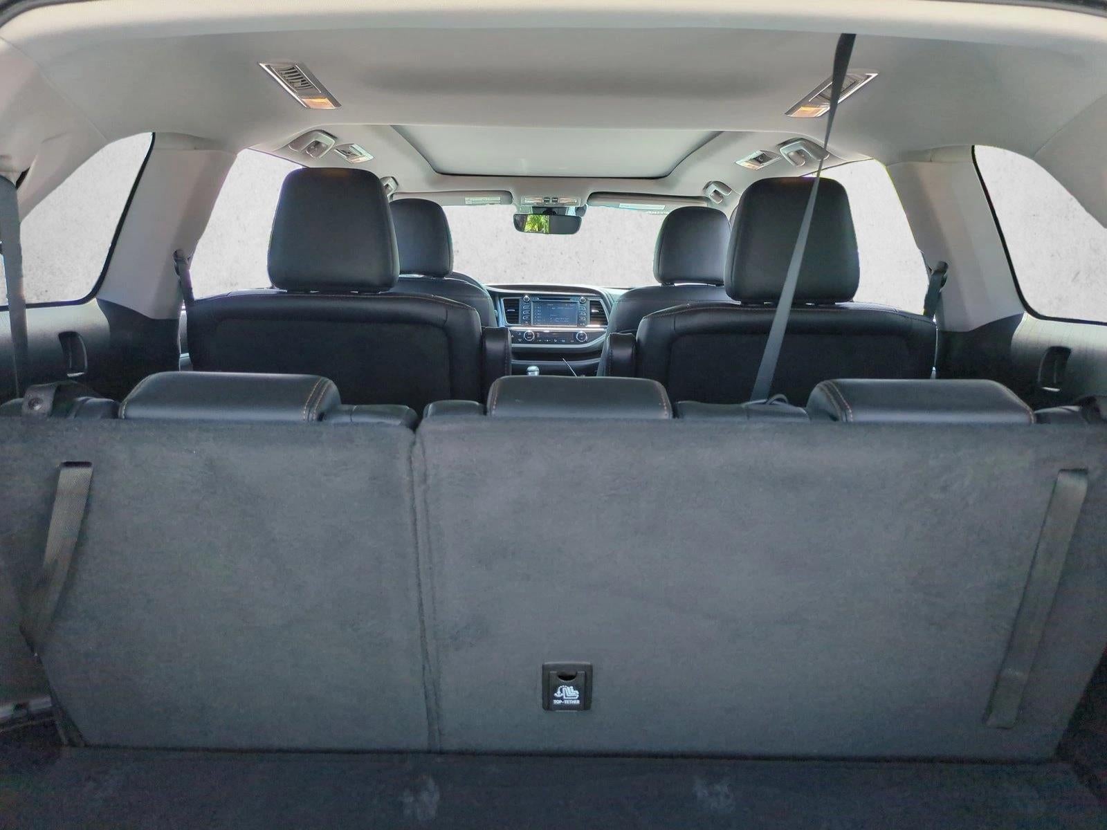 2018 Toyota Highlander Limited Platinum V6 AWD (Natl)