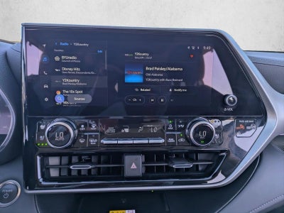 2025 Toyota Highlander Hybrid Platinum AWD (Natl)