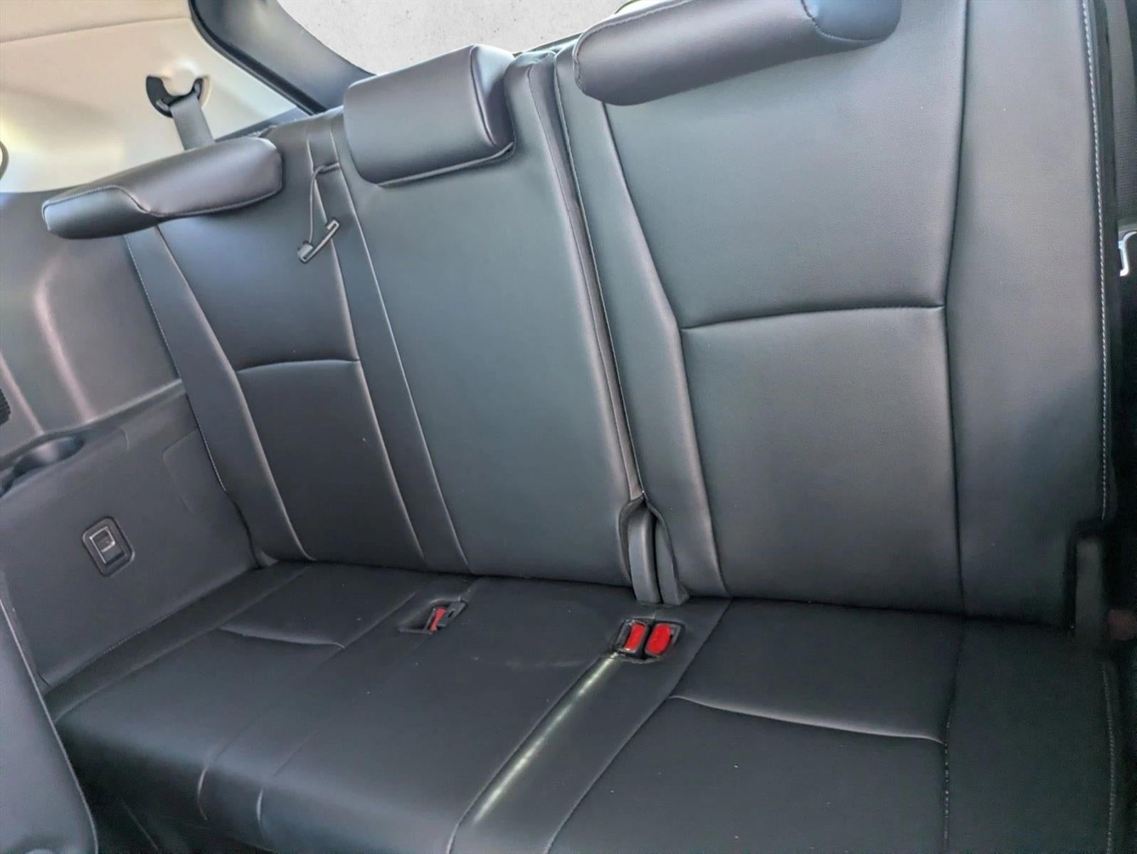 2025 Toyota Highlander Hybrid Platinum AWD (Natl)