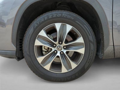 2021 Toyota Highlander XLE FWD (Natl)