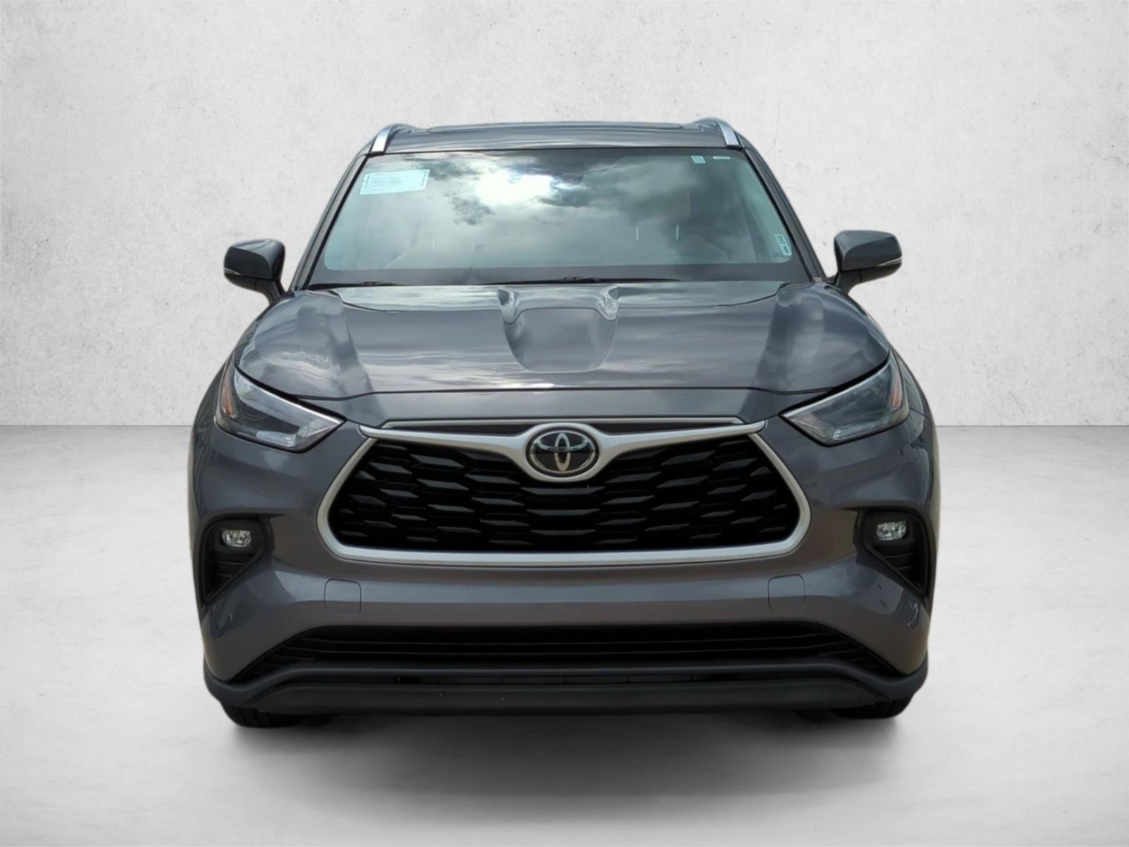2021 Toyota Highlander XLE FWD (Natl)