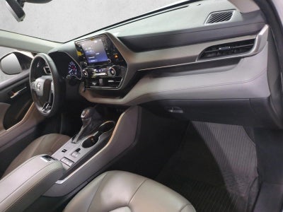 2021 Toyota Highlander XLE FWD (Natl)