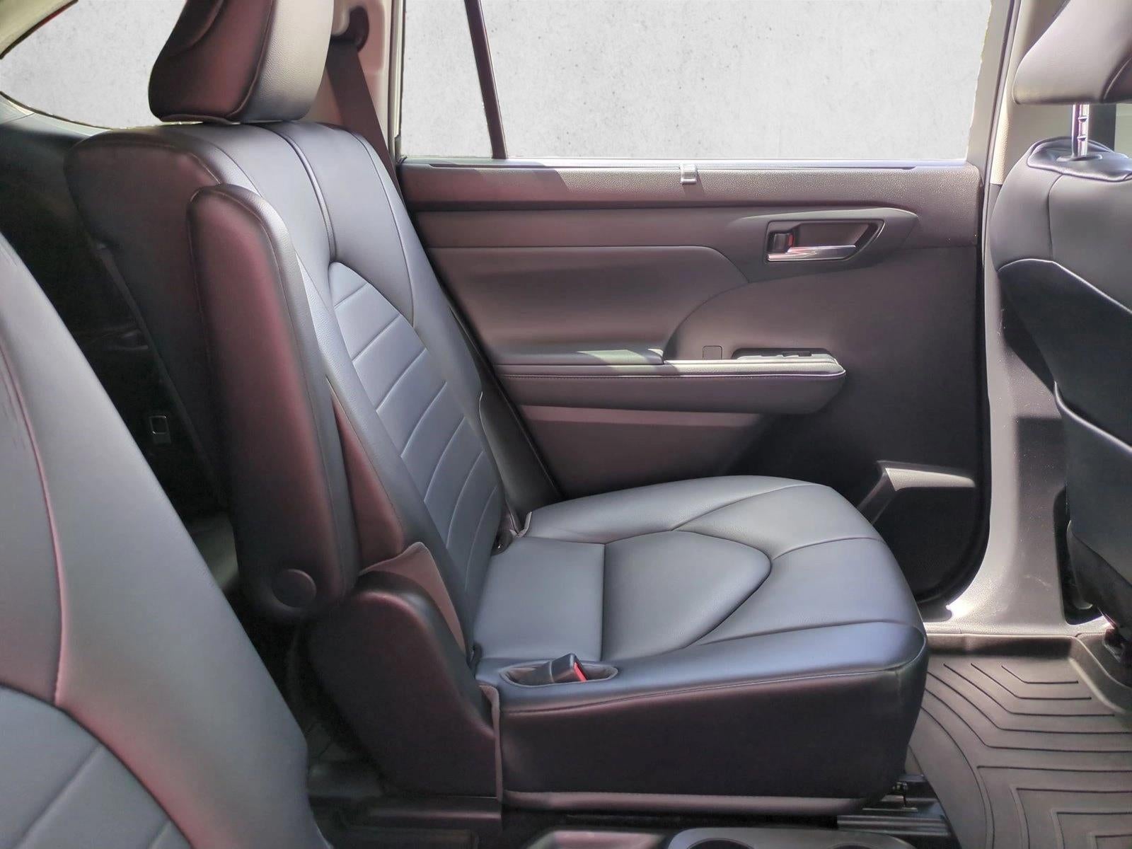 2021 Toyota Highlander XLE FWD (Natl)
