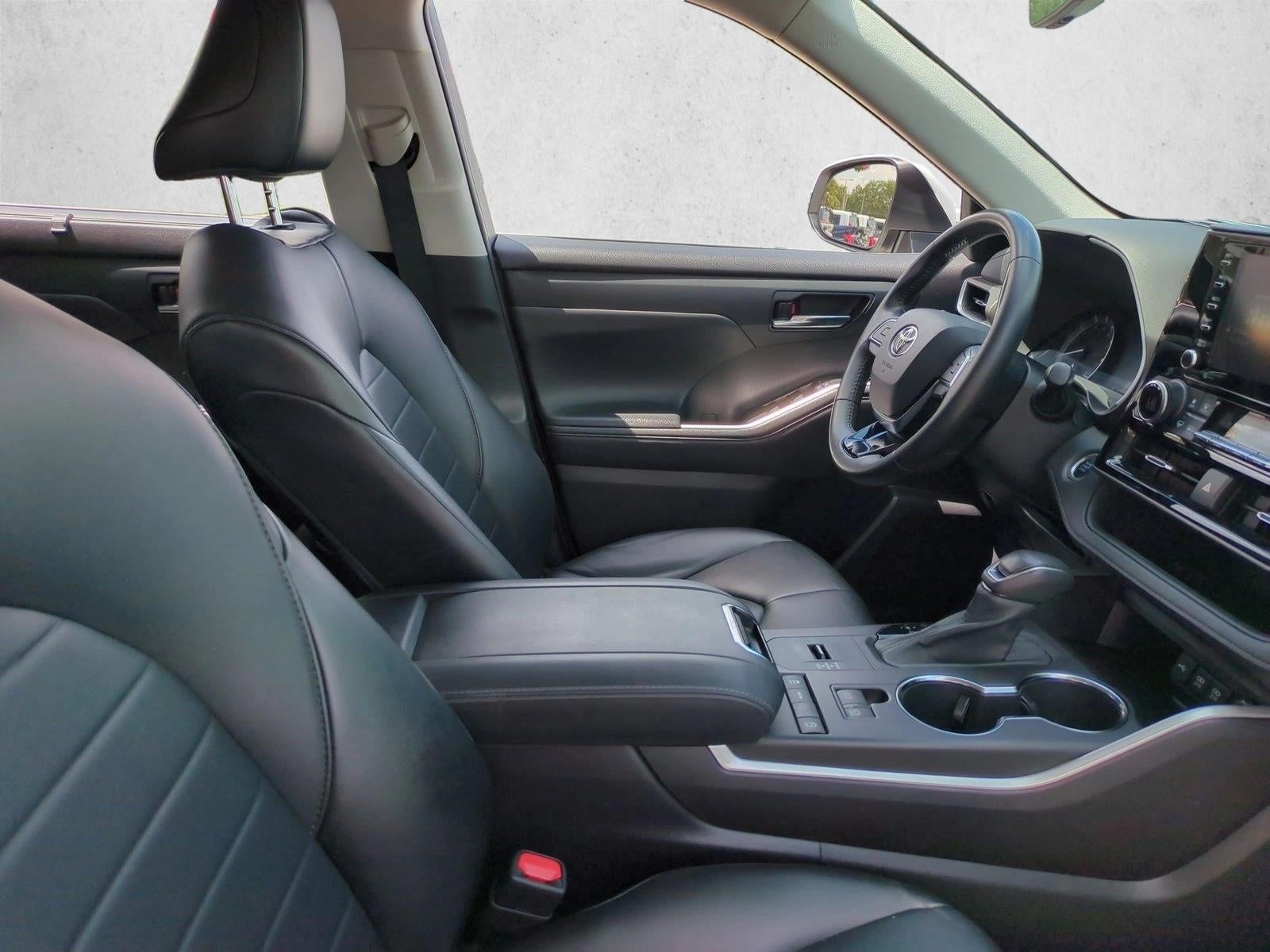 2021 Toyota Highlander XLE FWD (Natl)