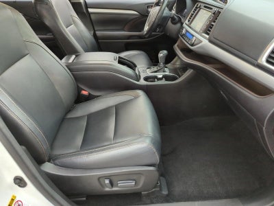 2017 Toyota Highlander XLE V6 AWD (Natl)