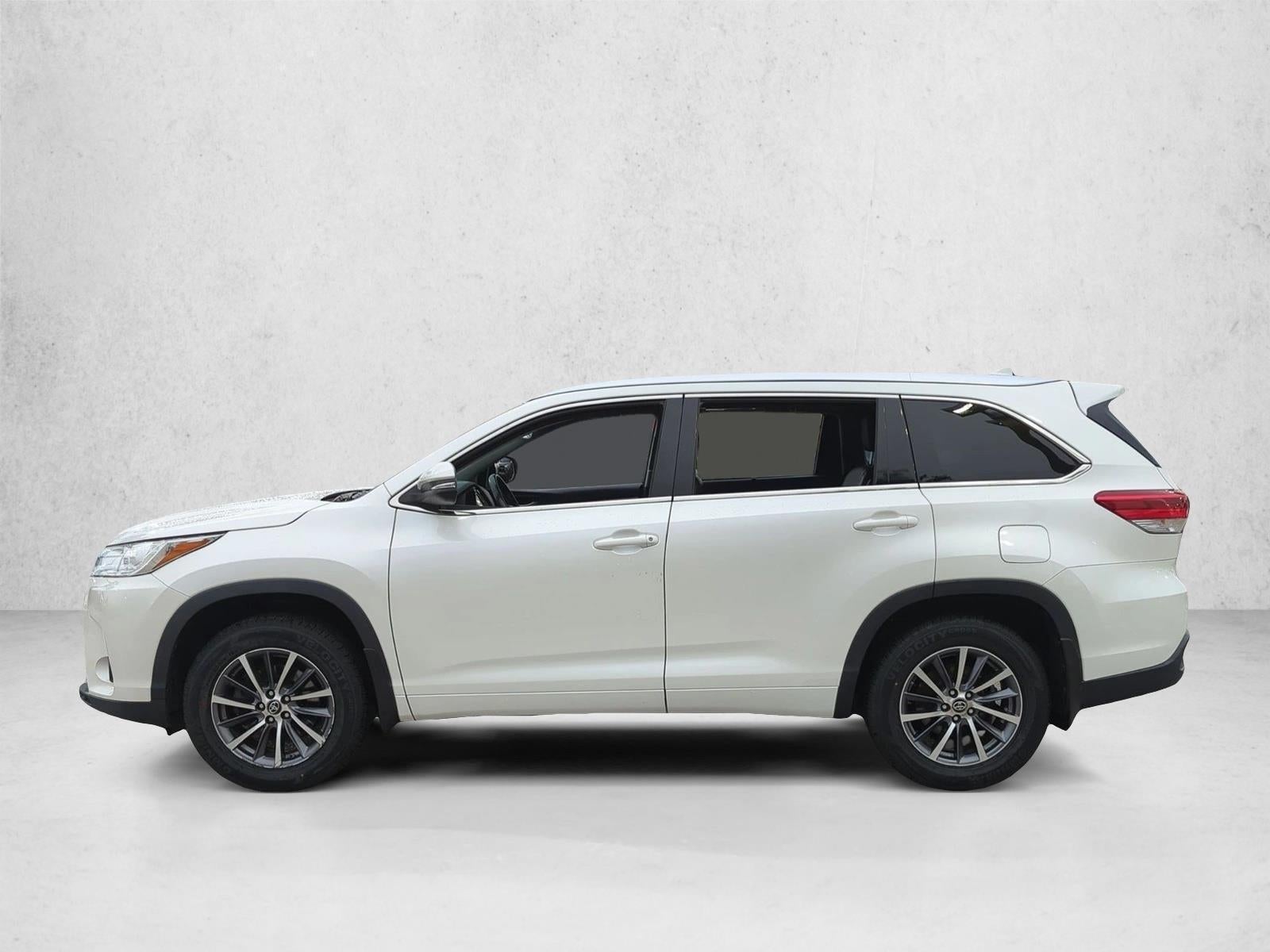 2017 Toyota Highlander XLE V6 AWD (Natl)