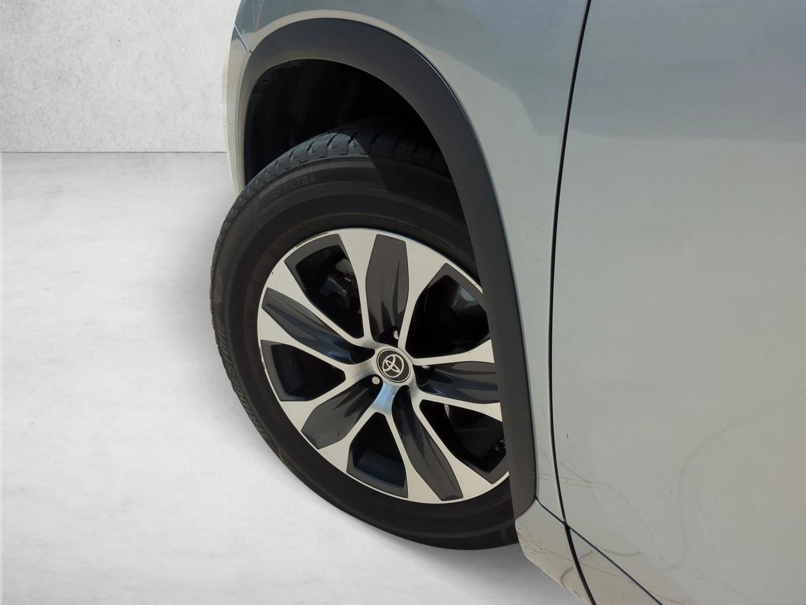 2023 Toyota Highlander Hybrid XLE FWD (Natl)