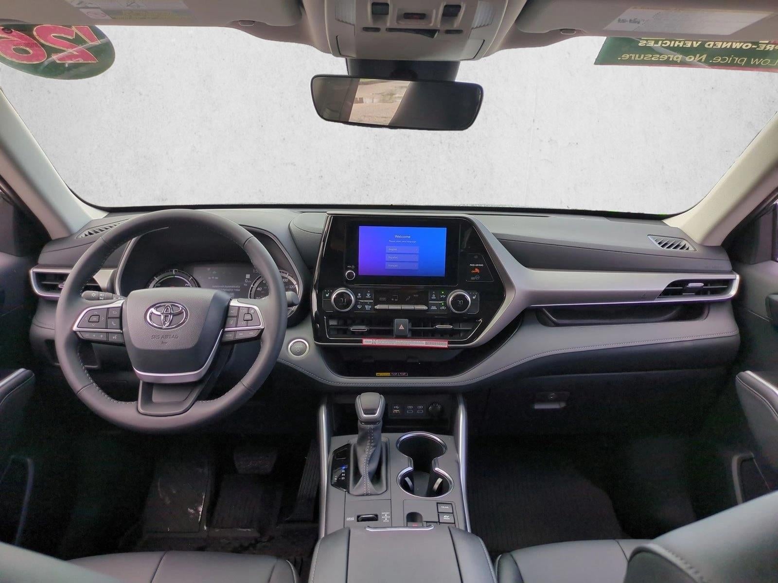 2026 Toyota Highlander Hybrid XLE AWD (Natl)