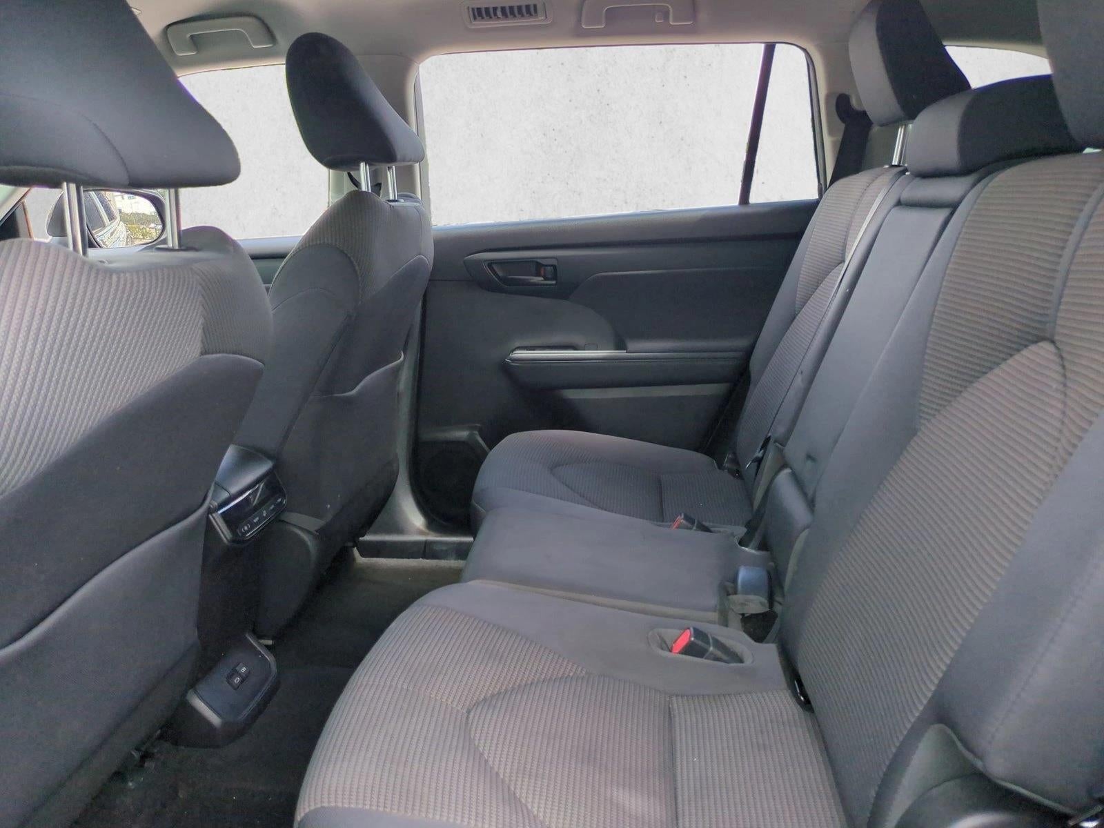 2023 Toyota Highlander L FWD (Natl)