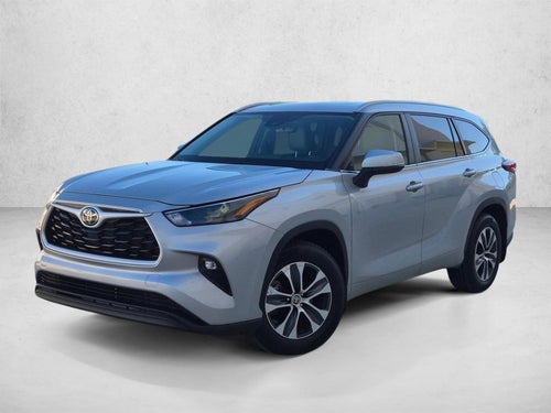 2023 Toyota Highlander XLE FWD (Natl)