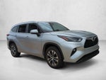 2023 Toyota Highlander XLE FWD (Natl)