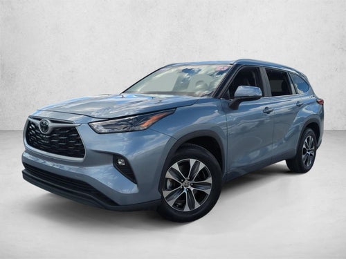 2023 Toyota Highlander XLE FWD (Natl)