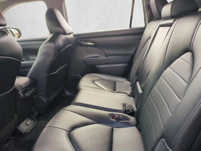 2023 Toyota Highlander XLE FWD (Natl)