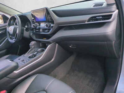 2023 Toyota Highlander XLE FWD (Natl)
