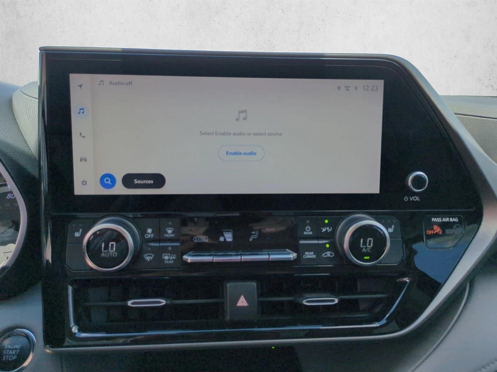 2023 Toyota Highlander XLE FWD (Natl)