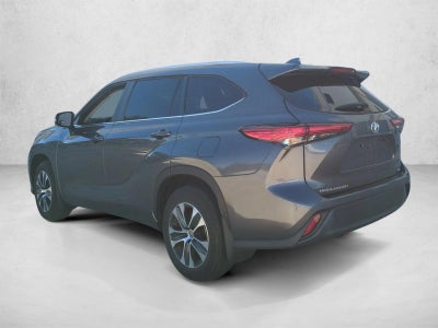 2023 Toyota Highlander XLE FWD (Natl)