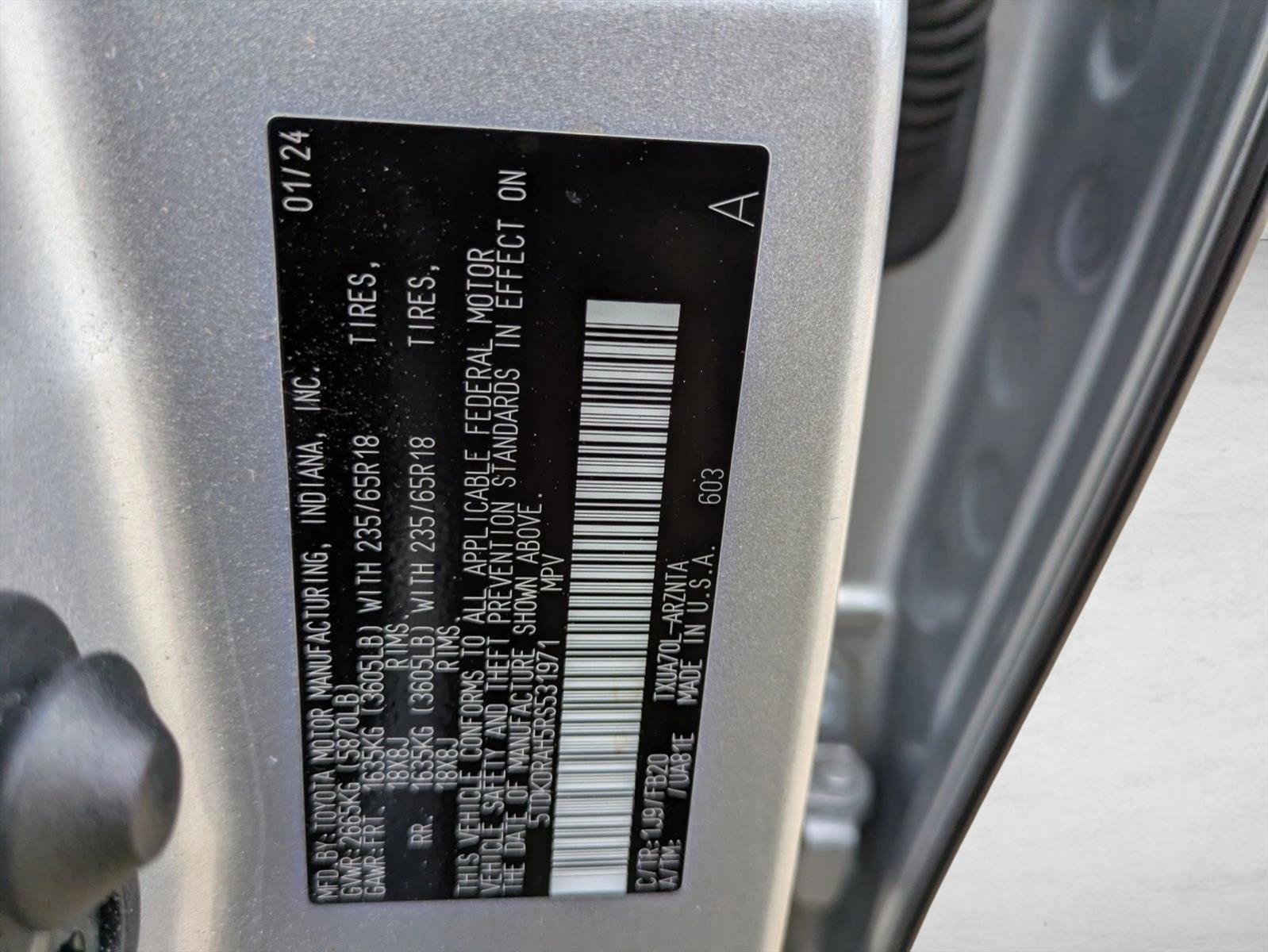 2024 Toyota Highlander LE FWD (GS)