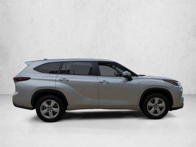 2024 Toyota Highlander LE FWD (GS)