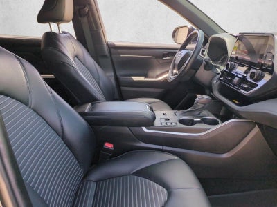 2023 Toyota Highlander XSE FWD (Natl)
