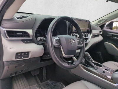 2023 Toyota Highlander Platinum FWD (Natl)