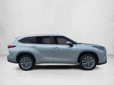 2023 Toyota Highlander Platinum FWD (Natl)