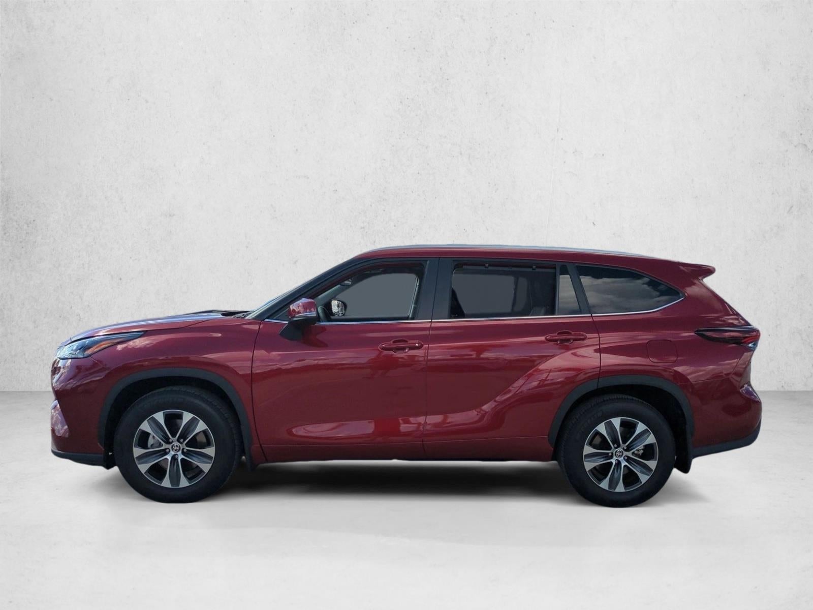 2025 Toyota Highlander XLE FWD (Natl)