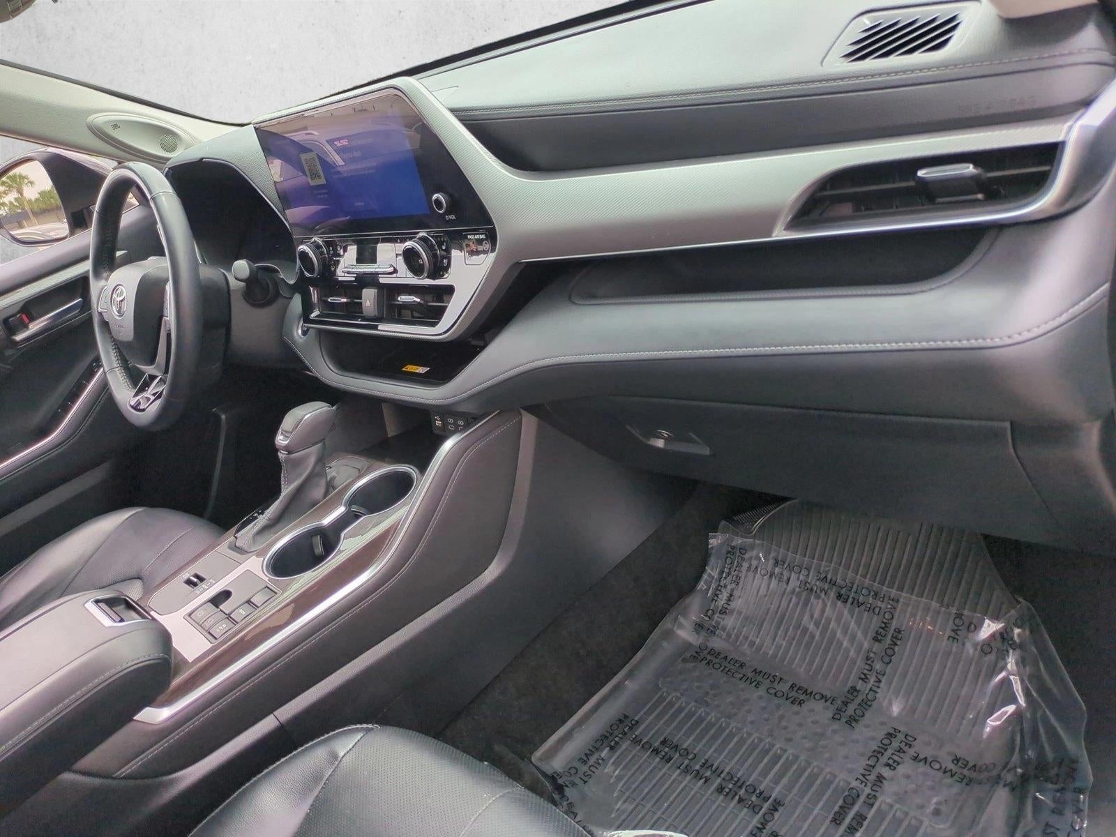 2024 Toyota Highlander Platinum FWD (Natl)