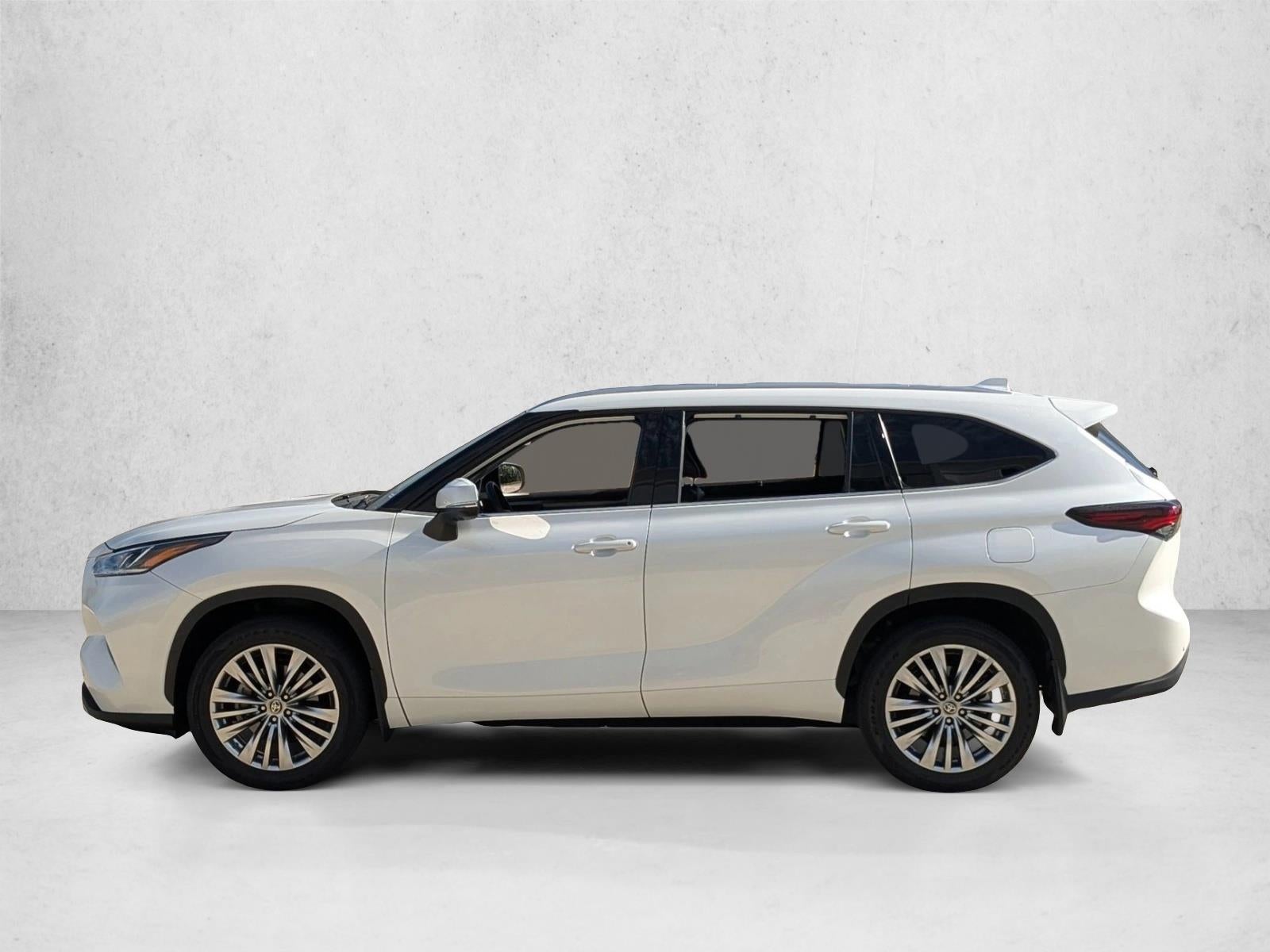 2024 Toyota Highlander Platinum FWD (Natl)