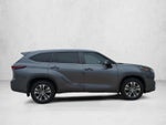 2024 Toyota Highlander XLE FWD (Natl)
