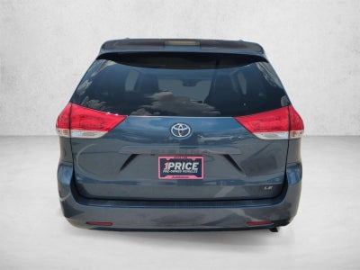 2014 Toyota Sienna 5dr 8-Pass Van V6 LE FWD (Natl)