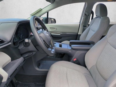 2024 Toyota Sienna LE FWD 8-Passenger (Natl)