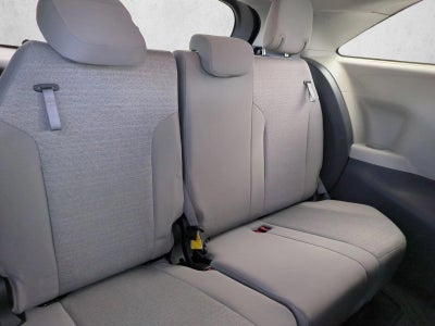 2024 Toyota Sienna LE FWD 8-Passenger (Natl)