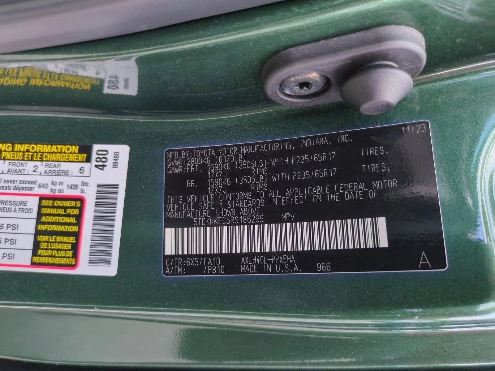 2024 Toyota Sienna LE FWD 8-Passenger (Natl)