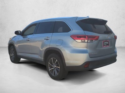 2019 Toyota Highlander XLE V6 FWD (Natl)