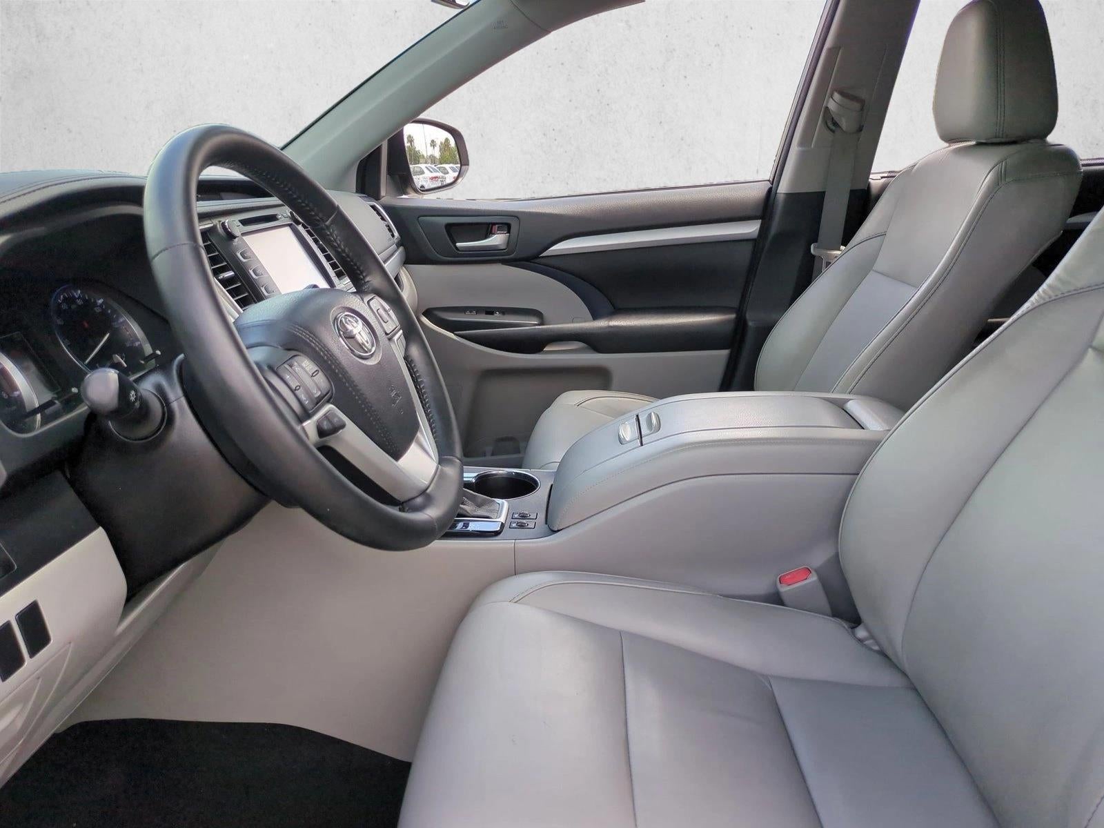 2017 Toyota Highlander XLE V6 FWD (Natl)