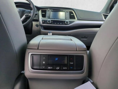 2017 Toyota Highlander XLE V6 FWD (Natl)