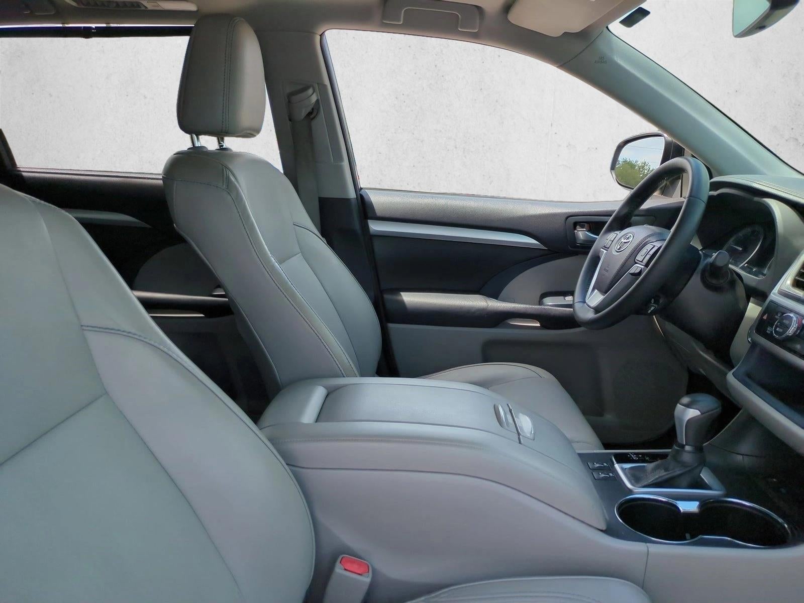 2017 Toyota Highlander XLE V6 FWD (Natl)