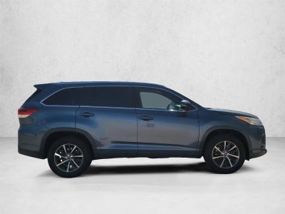 2017 Toyota Highlander XLE V6 FWD (Natl)