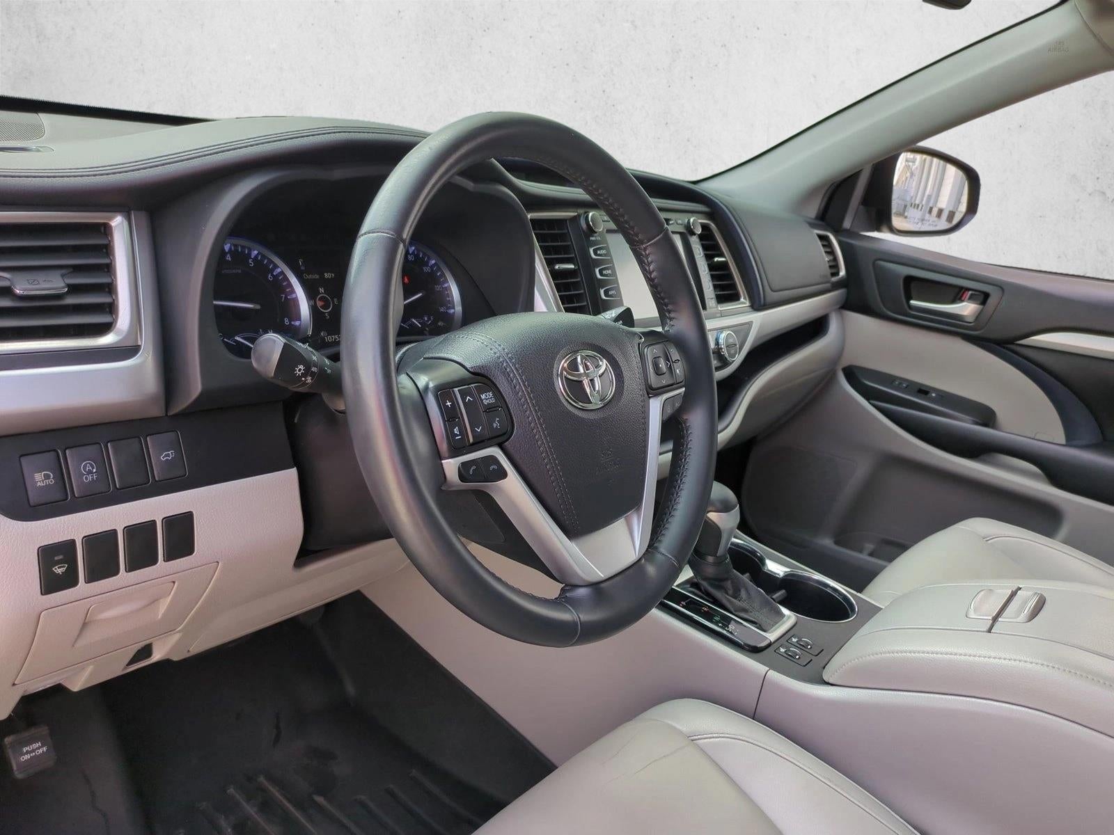 2019 Toyota Highlander XLE V6 FWD (Natl)