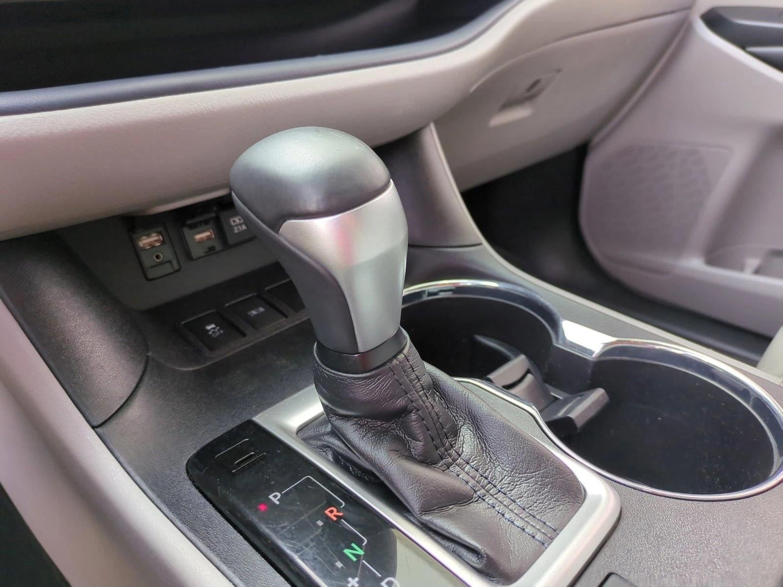 2019 Toyota Highlander XLE V6 FWD (Natl)