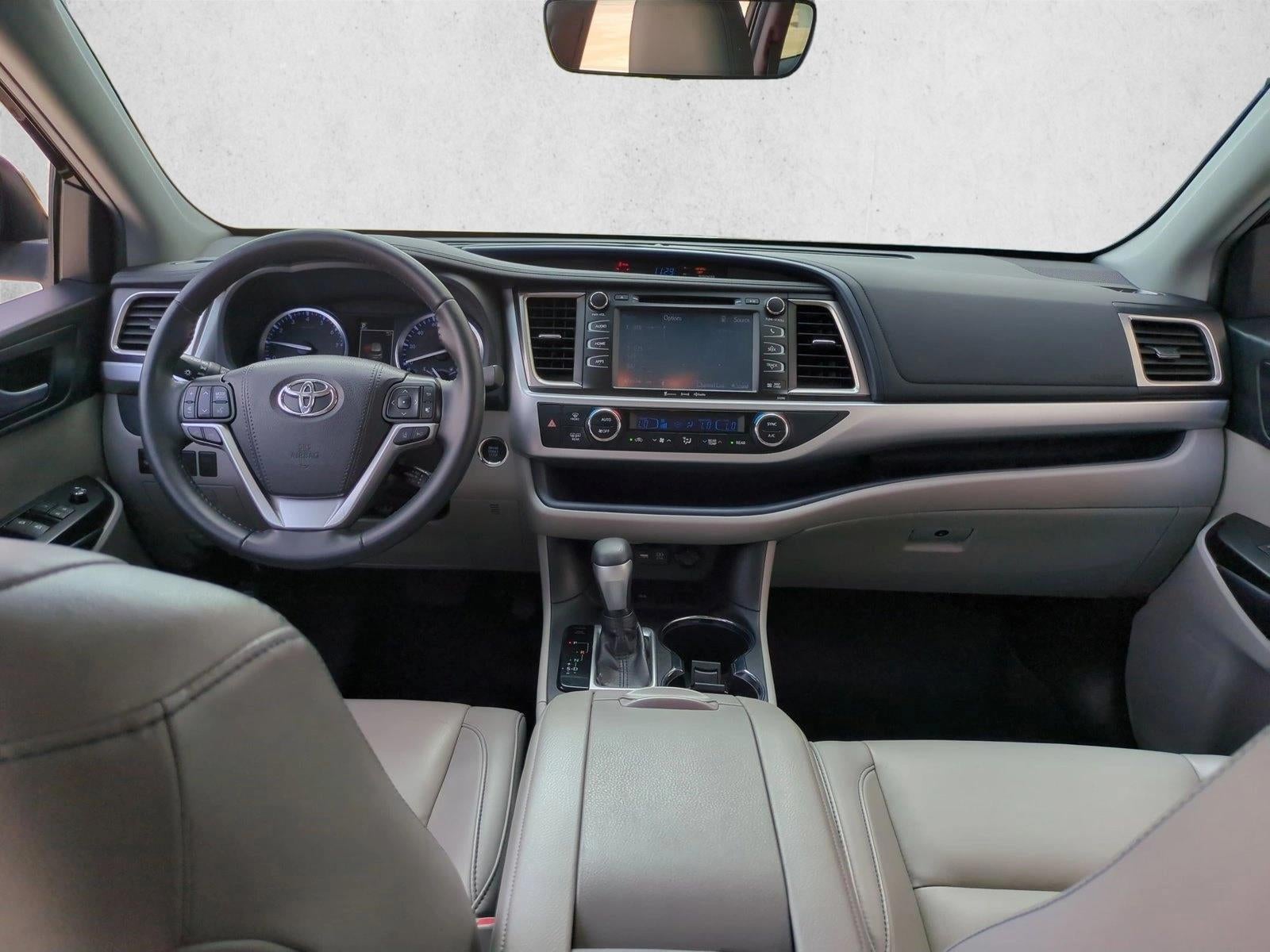 2019 Toyota Highlander XLE V6 FWD (Natl)