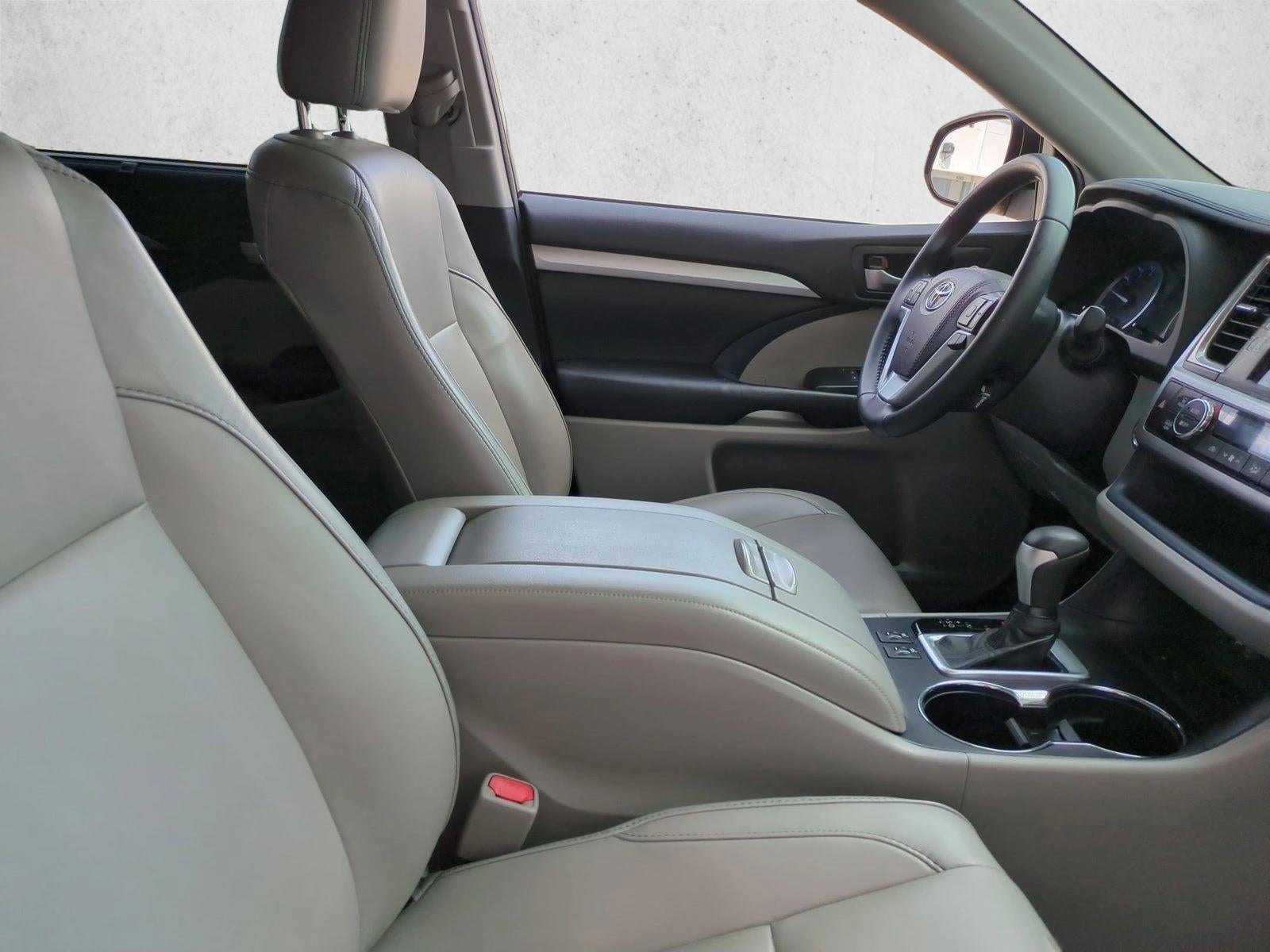 2019 Toyota Highlander XLE V6 FWD (Natl)